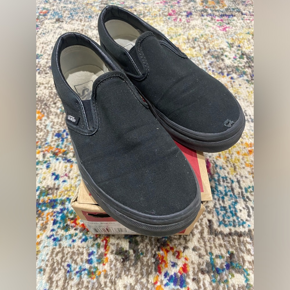 Vans Classic Black Slip-On SZ 6.5 Women 5.0 Men